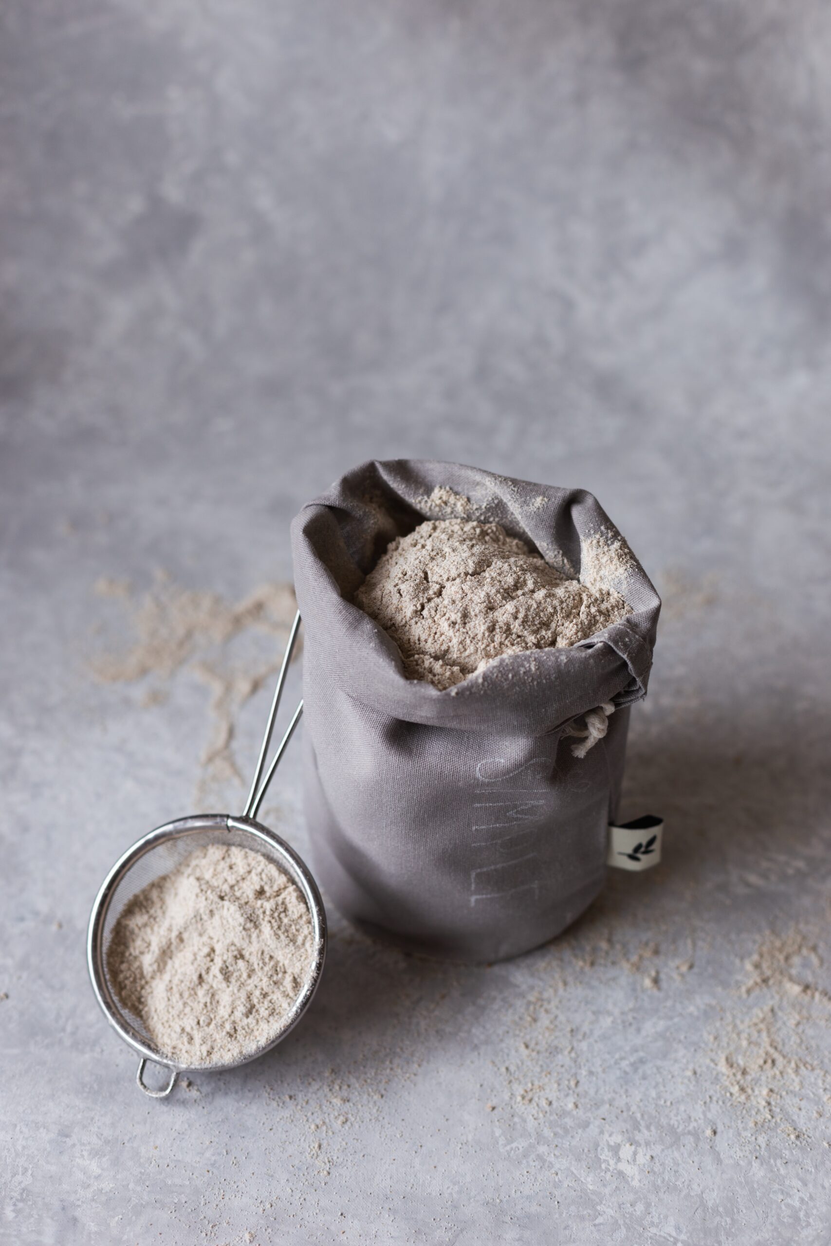 【米粉100％のパンって作れる？？】　パン作りの基本の材料　小麦粉編　その７